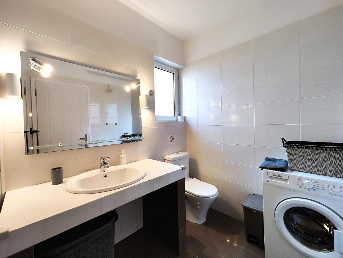 Menelaou By Verde Apartments Athena Bagian luar foto