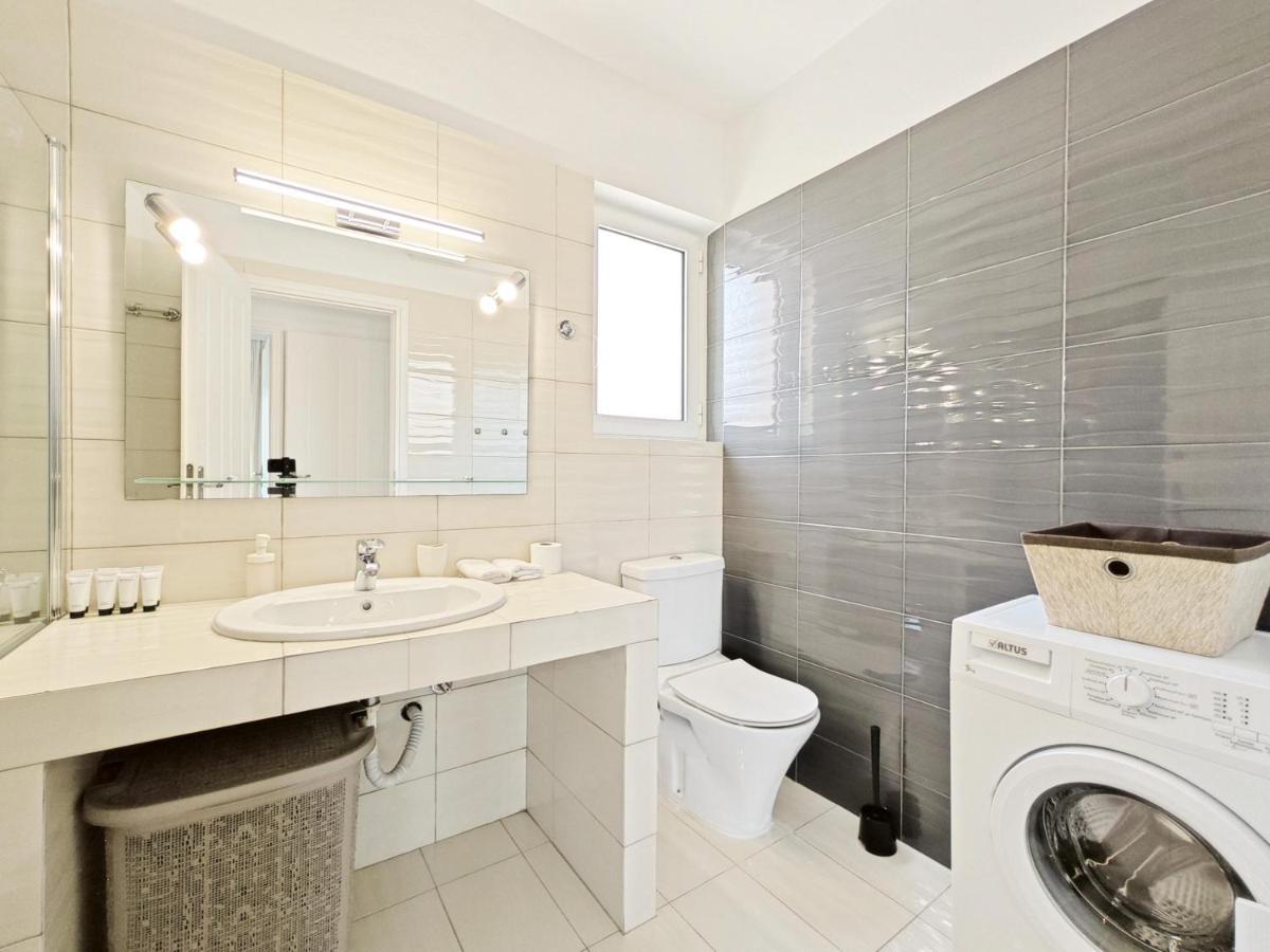 Menelaou By Verde Apartments Athena Bagian luar foto