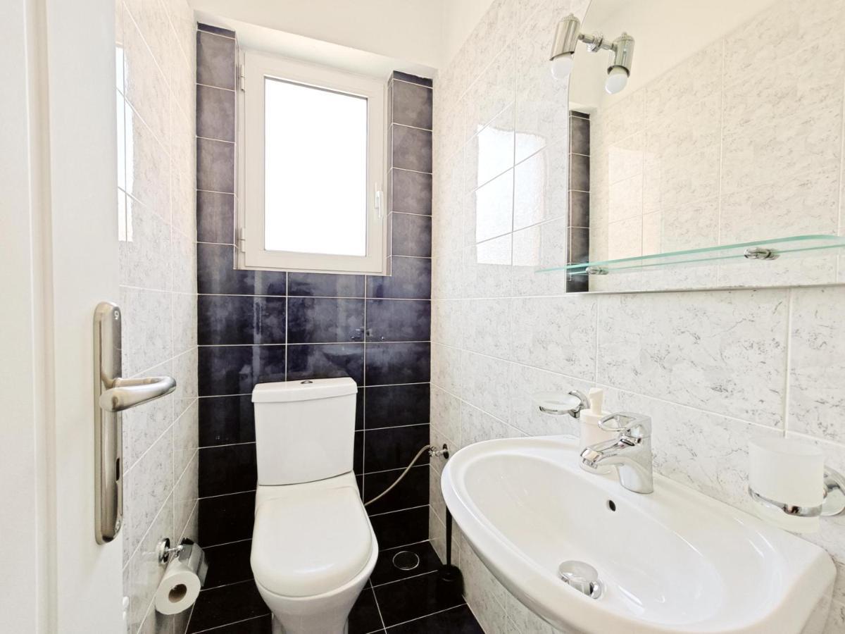 Menelaou By Verde Apartments Athena Bagian luar foto